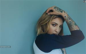 Julia Michaels